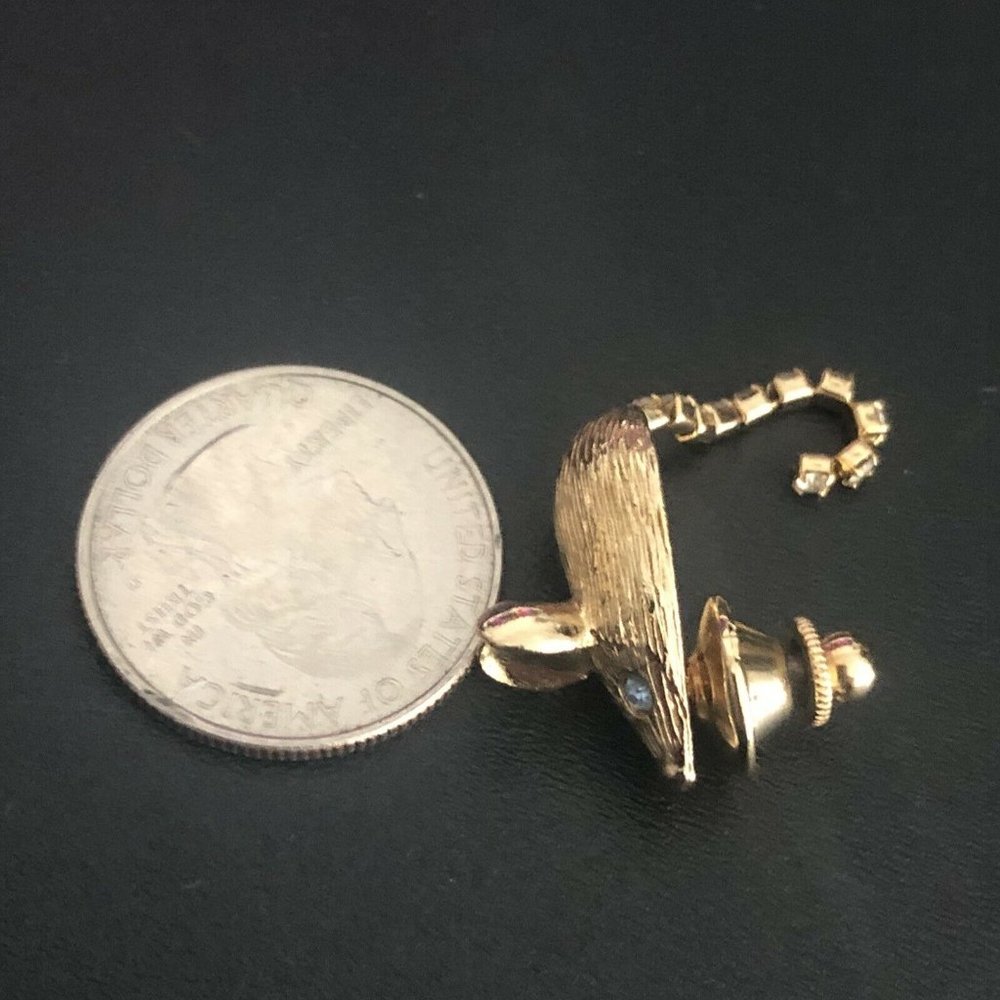 Vintage 70s Avon Midas Mouse Rhinestone Eyes Tail Gold Pin - Picture 9 of 9